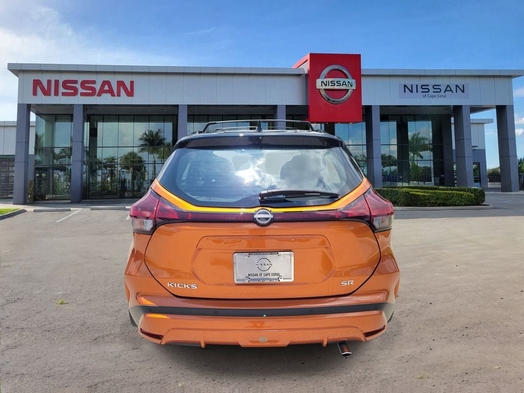 2023 Nissan Kicks SR