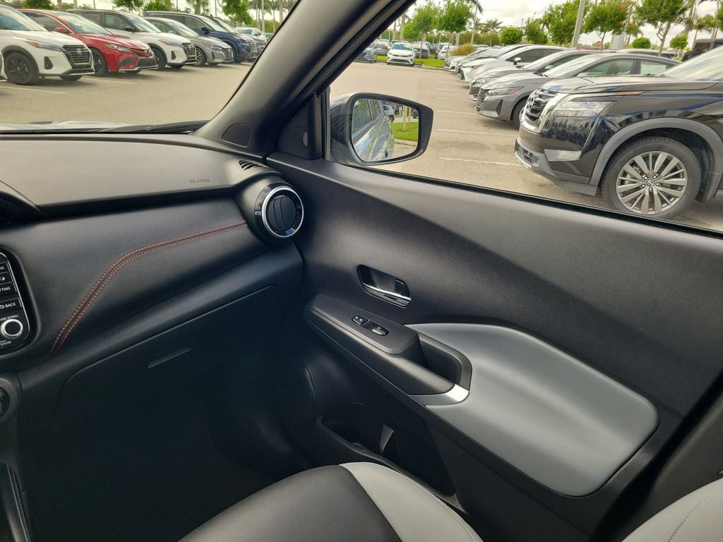 2024 Nissan Kicks SR