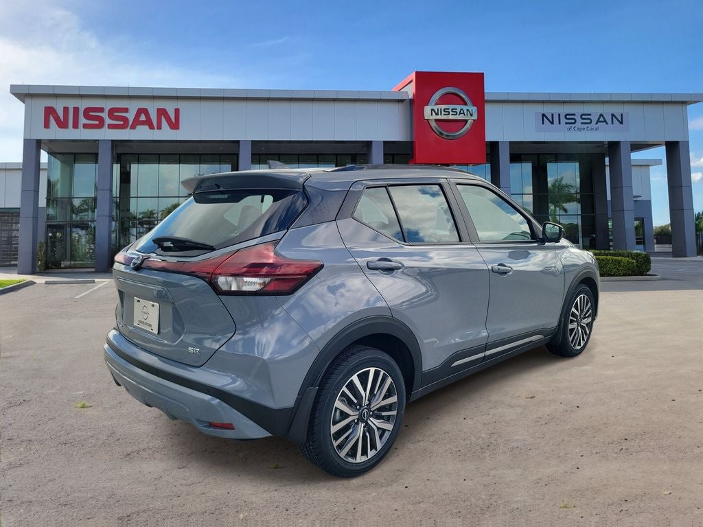 2024 Nissan Kicks SR