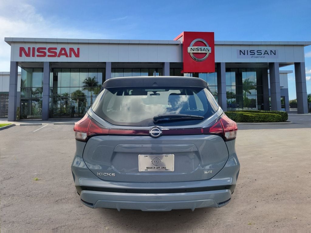 2024 Nissan Kicks SR