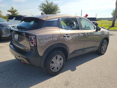 2025 Nissan Kicks S