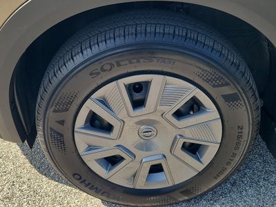 2025 Nissan Kicks S