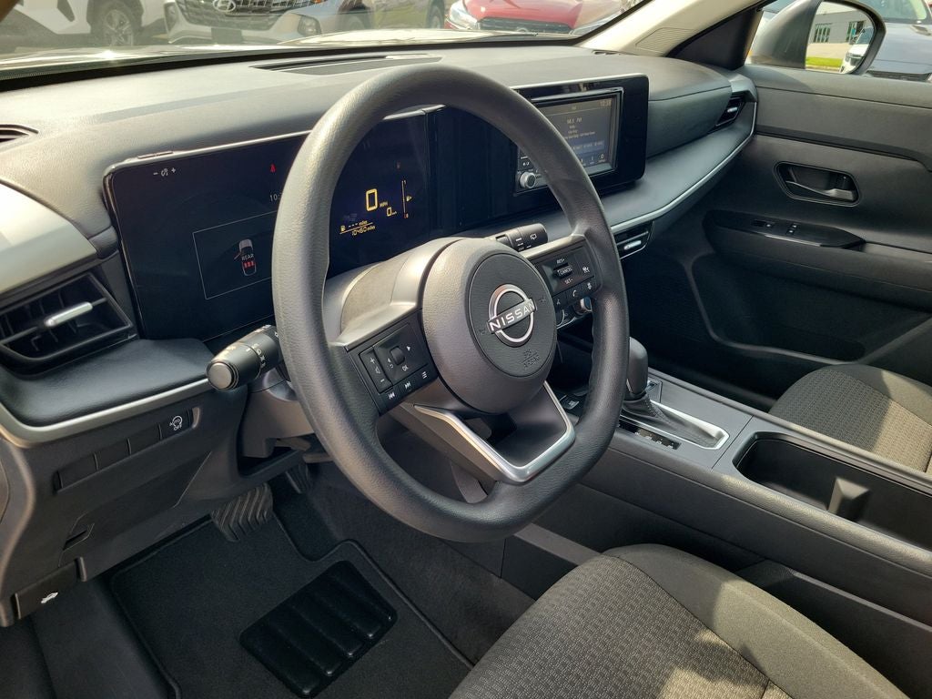 2025 Nissan Kicks S