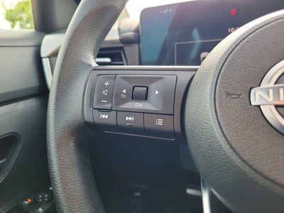 2025 Nissan Kicks S