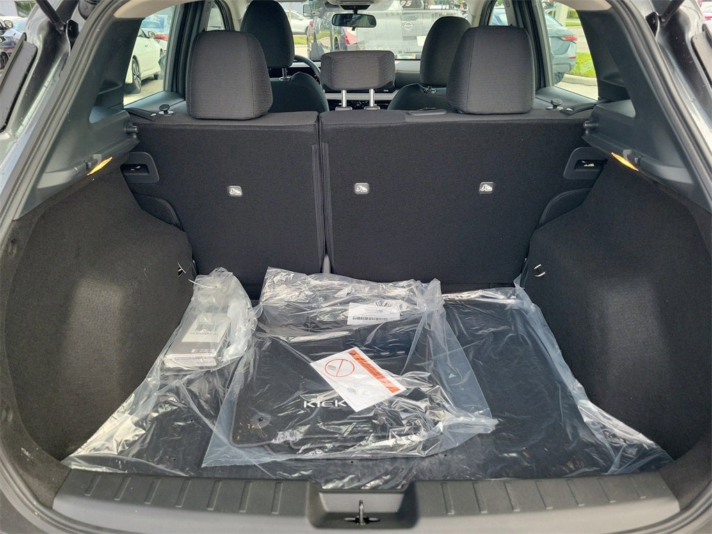 2026 Nissan Kicks S