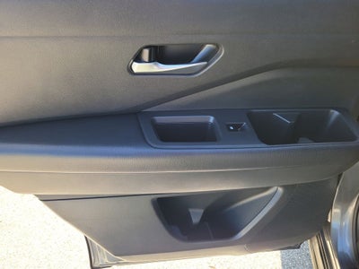 2022 Nissan Pathfinder S