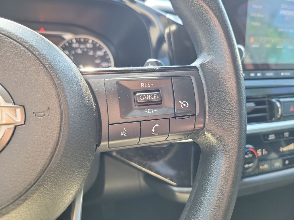 2022 Nissan Pathfinder S