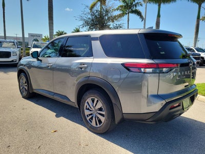 2022 Nissan Pathfinder S
