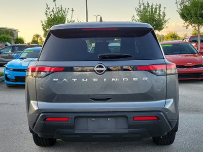 2024 Nissan Pathfinder S