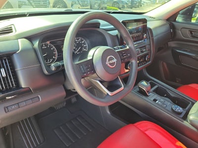 2023 Nissan Pathfinder S