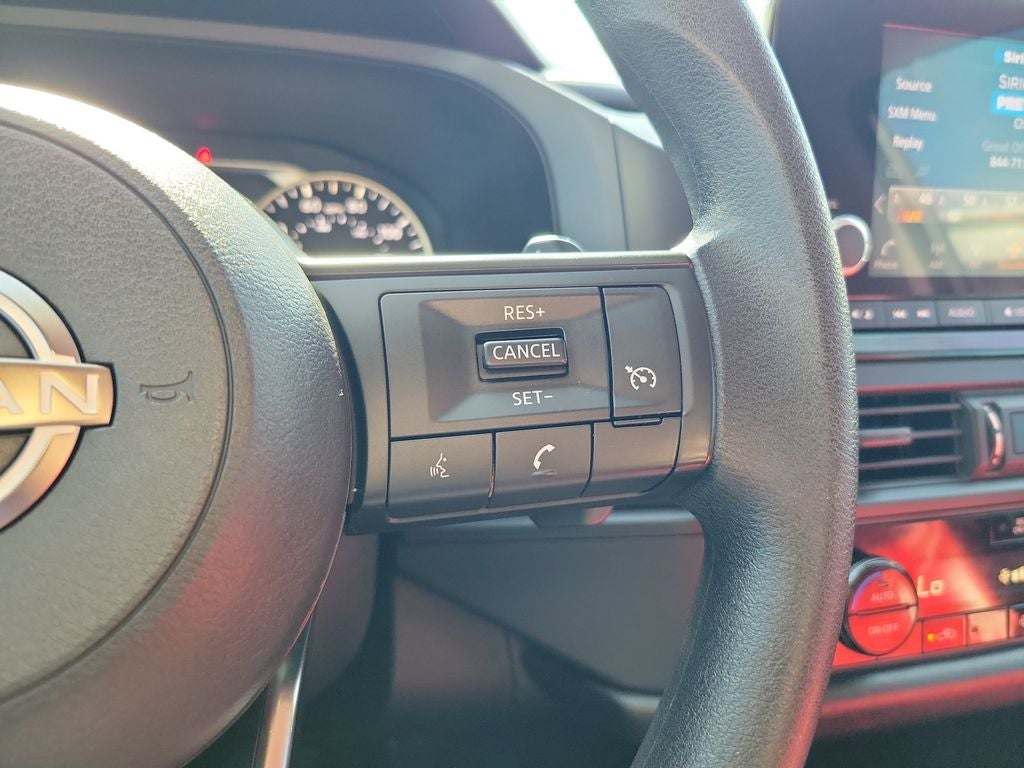 2023 Nissan Pathfinder S