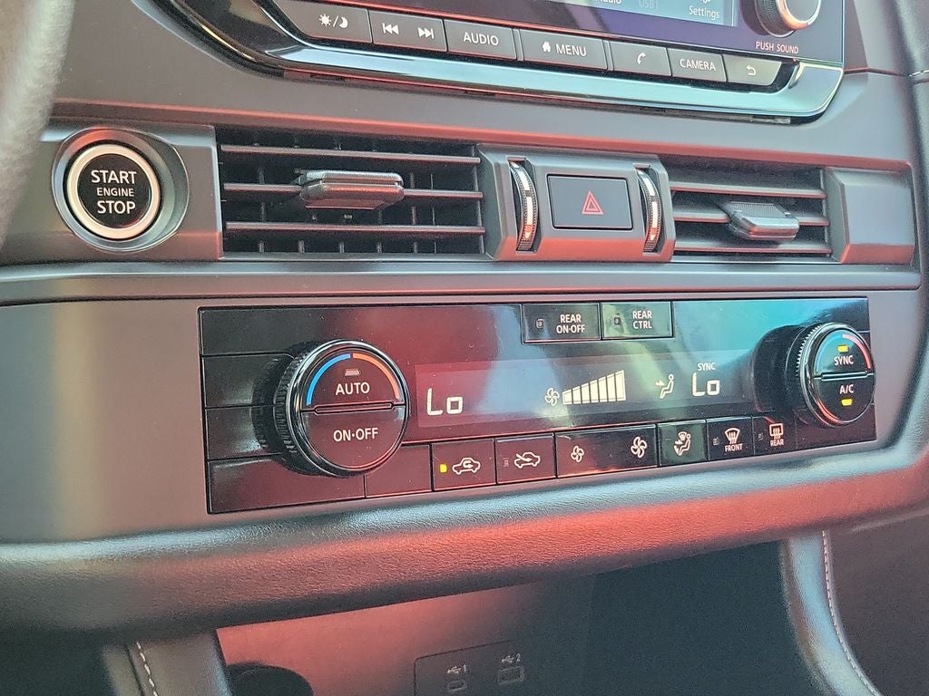 2023 Nissan Pathfinder S