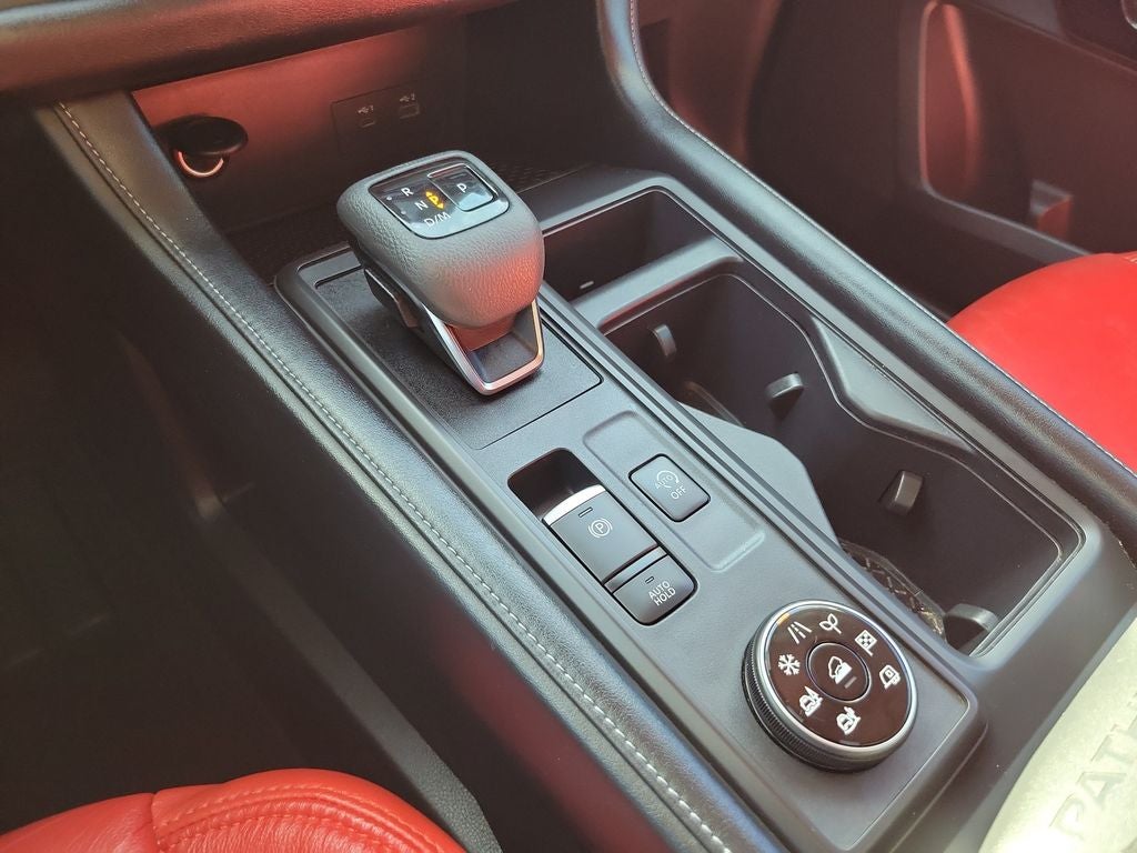 2023 Nissan Pathfinder S