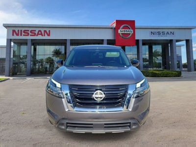 2023 Nissan Pathfinder S