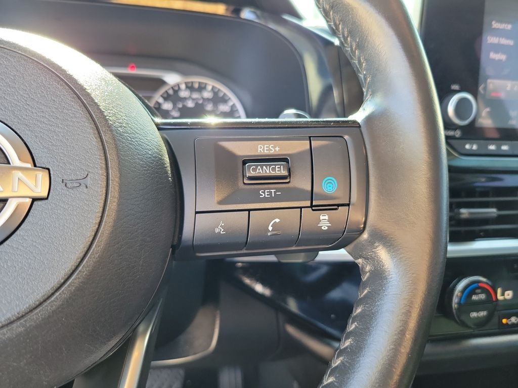 2023 Nissan Pathfinder SV