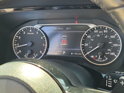 2023 Nissan Pathfinder SV