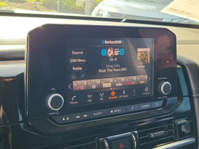 2023 Nissan Pathfinder SV