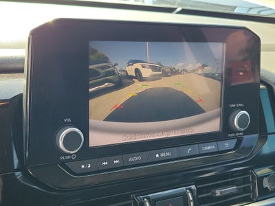 2023 Nissan Pathfinder SV