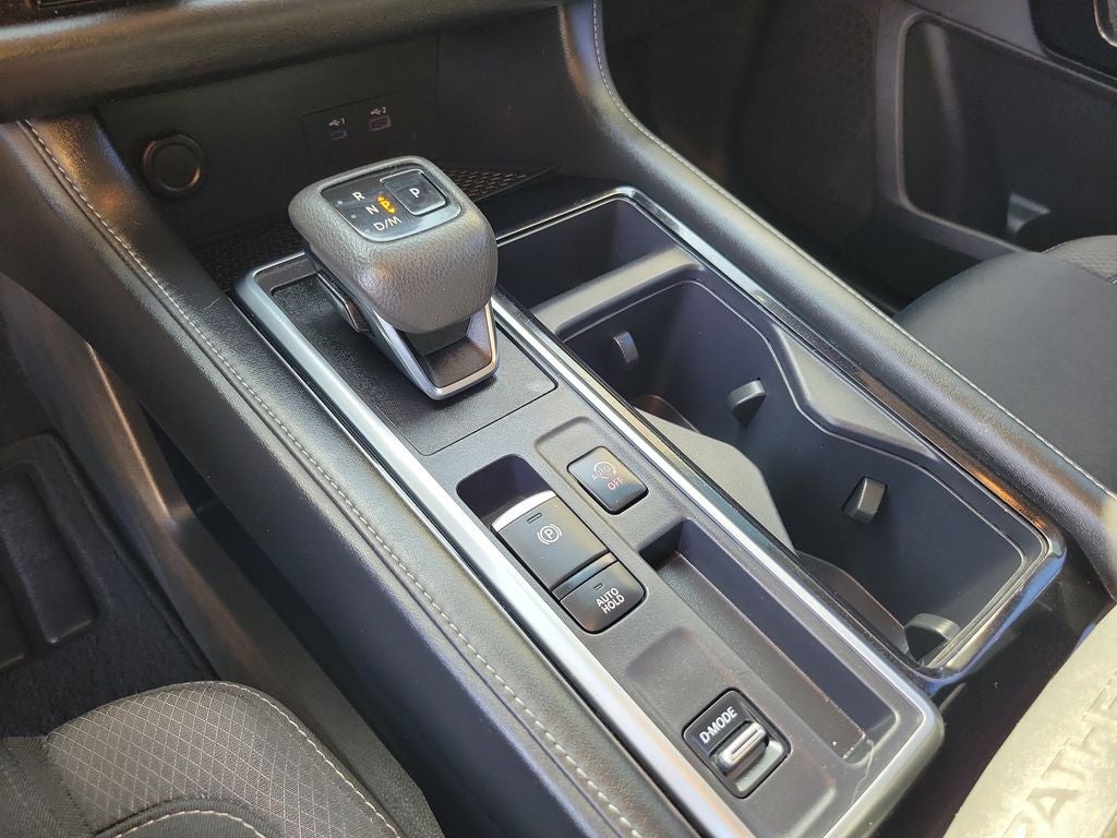 2023 Nissan Pathfinder SV