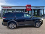 2023 Nissan Pathfinder SV