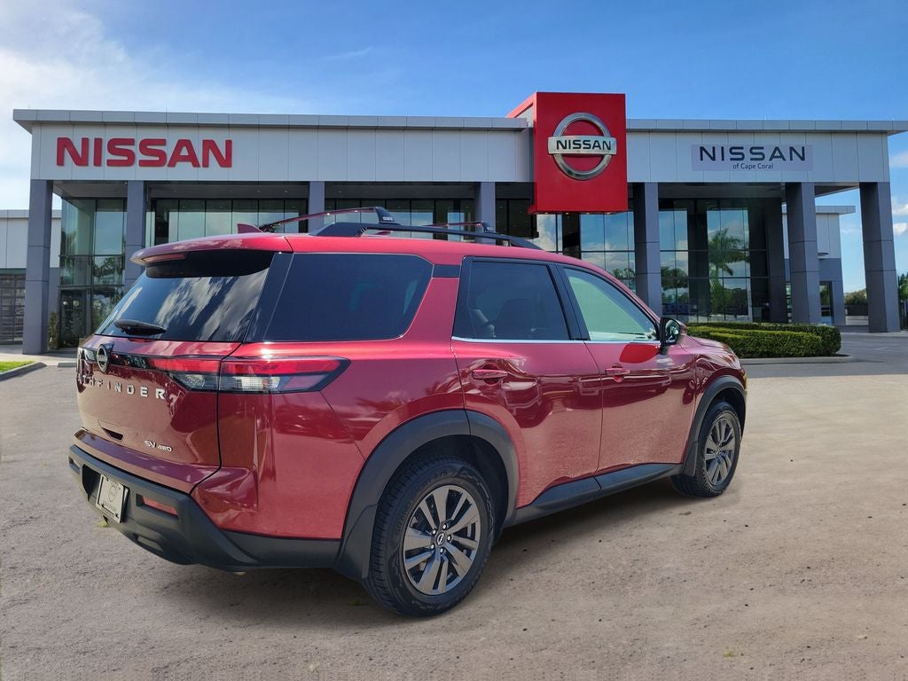 2022 Nissan Pathfinder SV