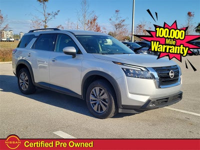 2025 Nissan Pathfinder SV