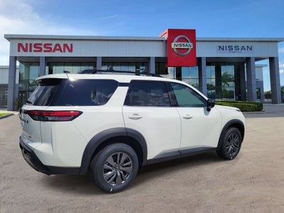 2026 Nissan Pathfinder SV