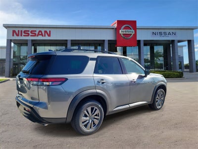 2026 Nissan Pathfinder SV