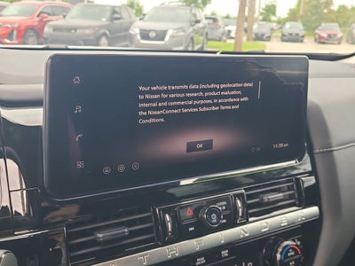 2026 Nissan Pathfinder SV