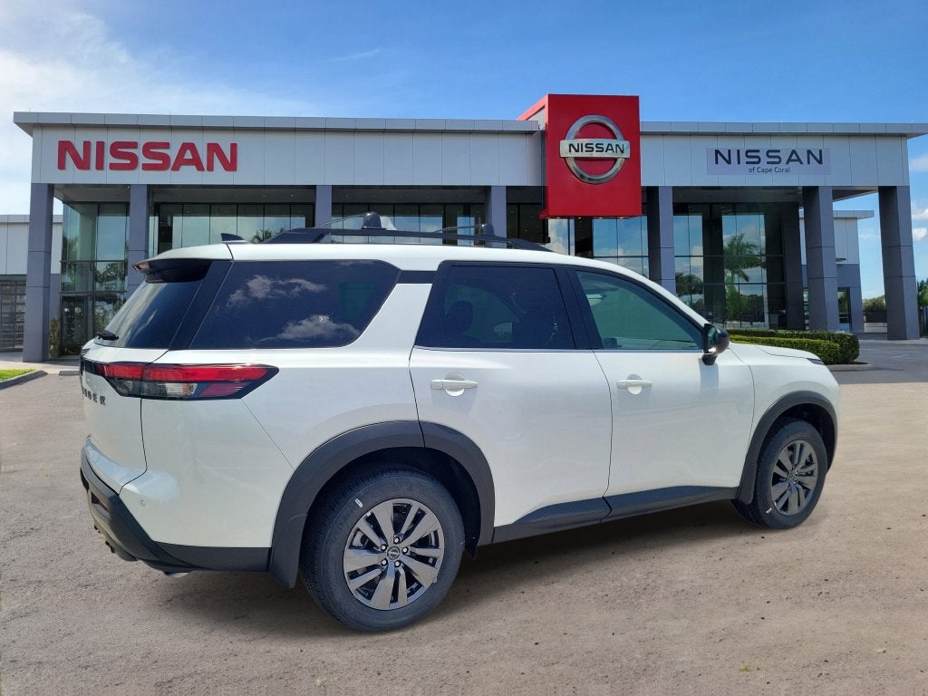 2026 Nissan Pathfinder SV