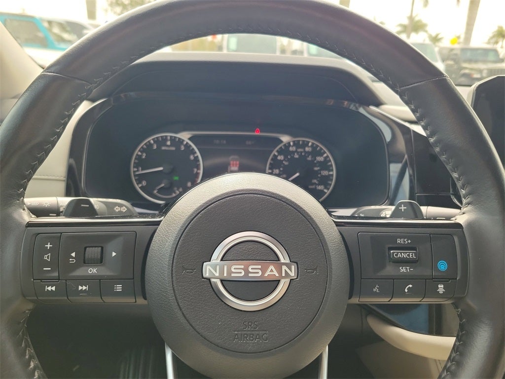 2023 Nissan Pathfinder SL