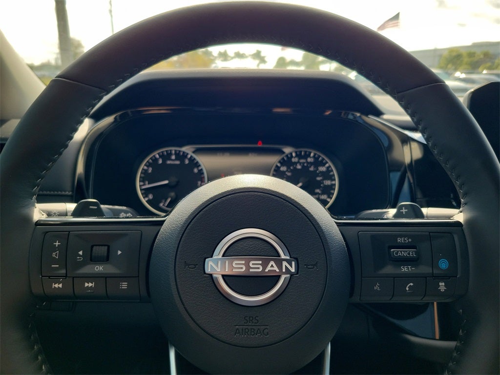 2025 Nissan Pathfinder SL