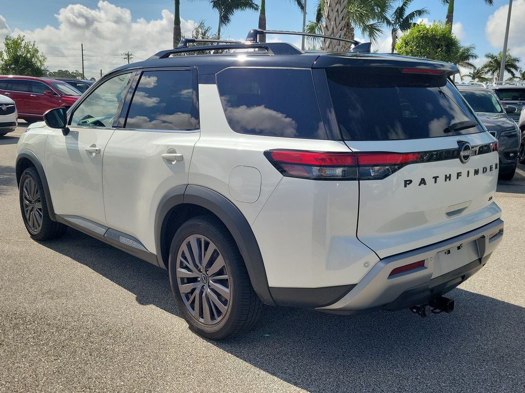 2023 Nissan Pathfinder SL