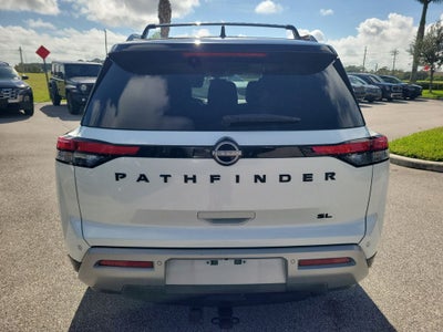 2023 Nissan Pathfinder SL