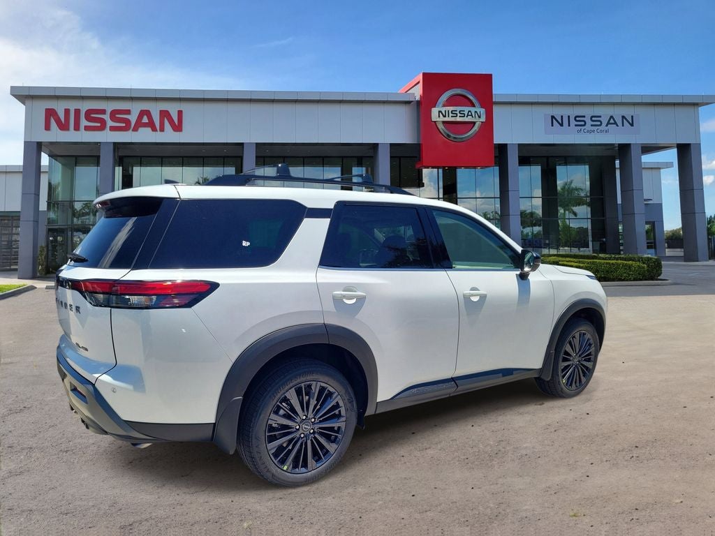 2026 Nissan Pathfinder SL
