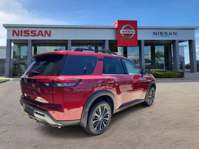 2026 Nissan Pathfinder SL