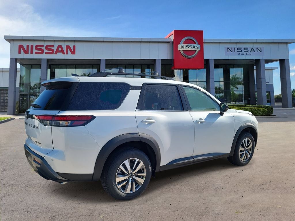 2026 Nissan Pathfinder SL