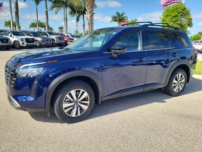 2026 Nissan Pathfinder SL