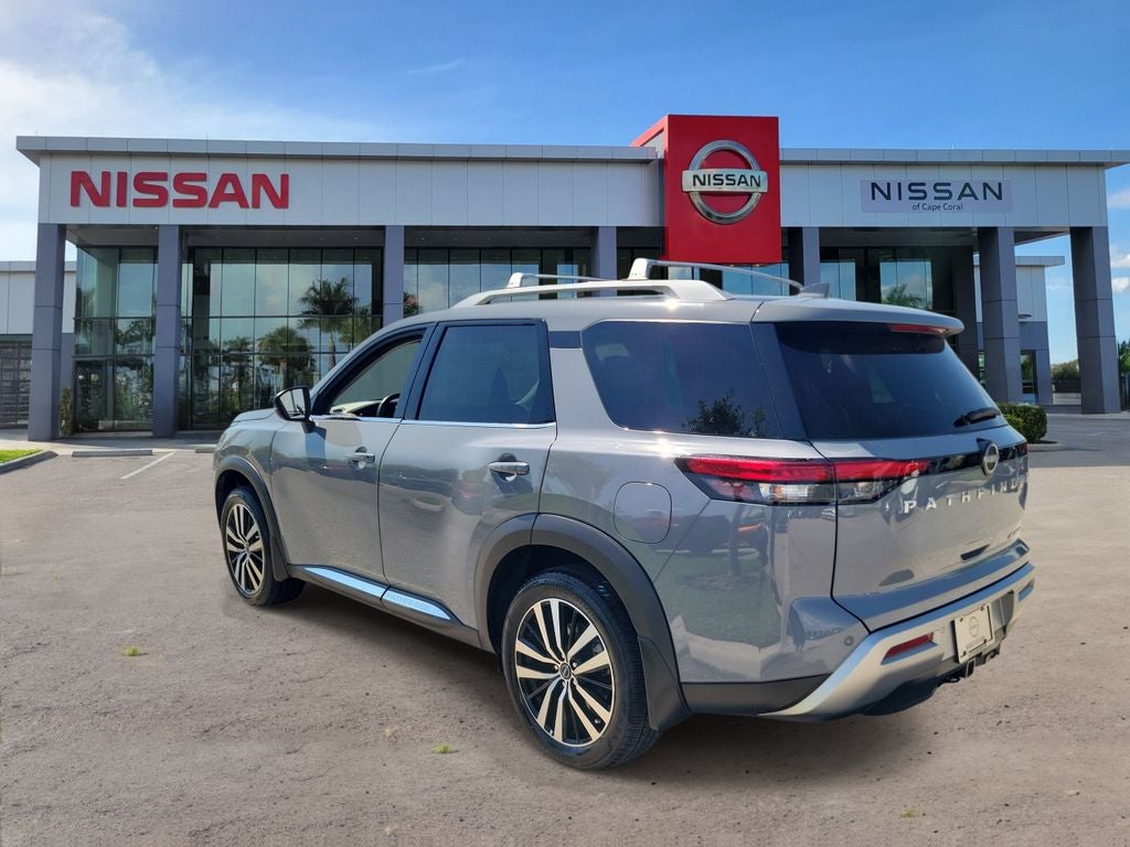 2023 Nissan Pathfinder Platinum