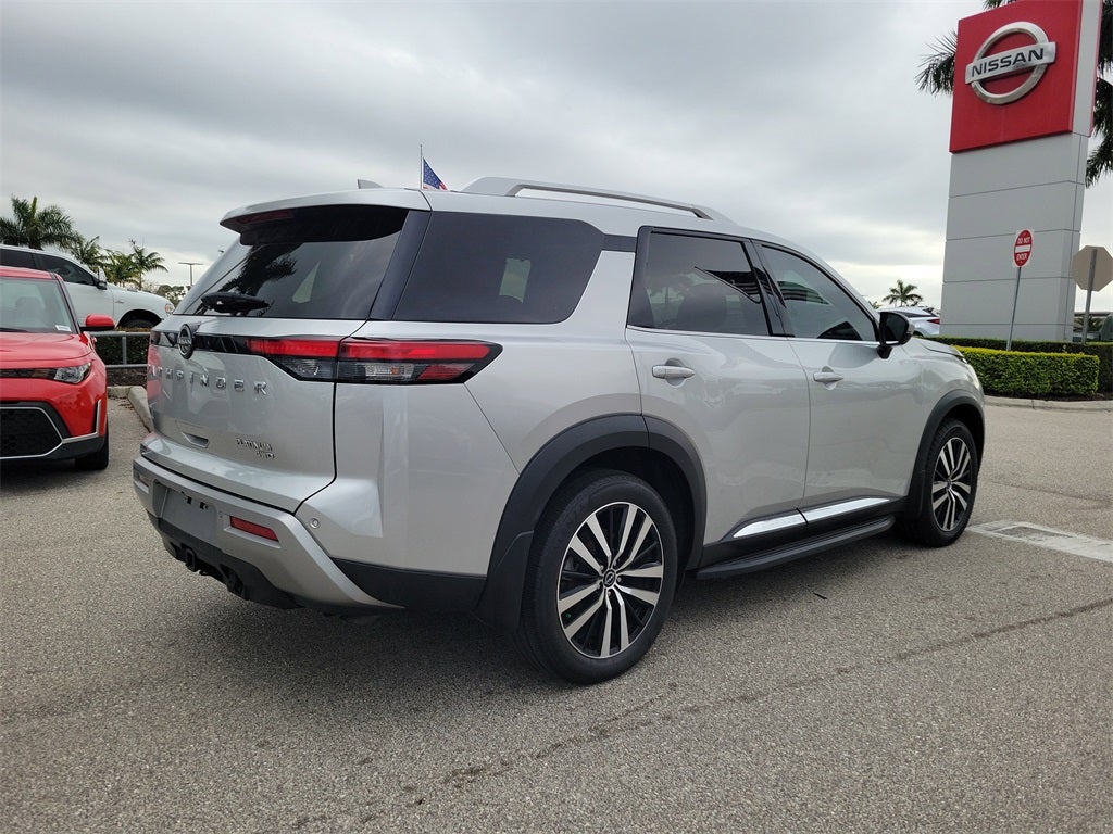2024 Nissan Pathfinder Platinum