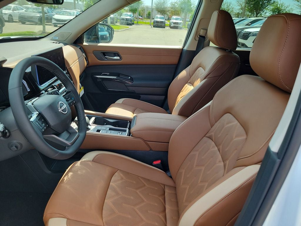 2026 Nissan Pathfinder Platinum