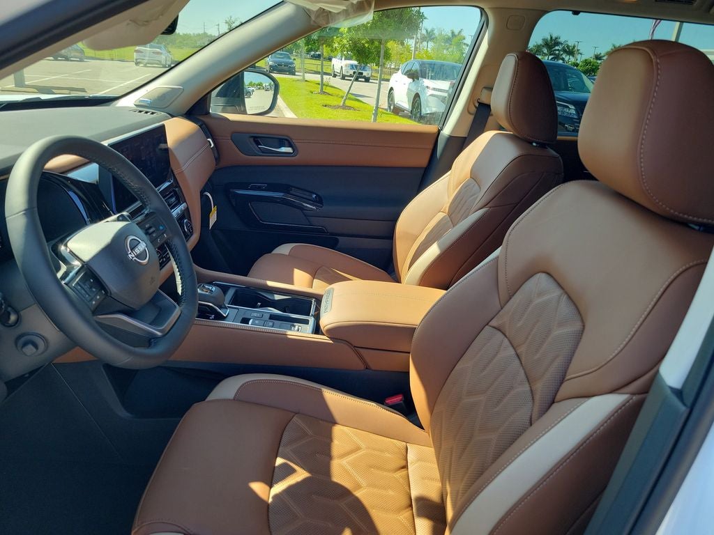 2026 Nissan Pathfinder Platinum
