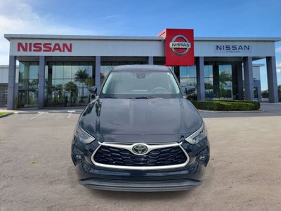 2022 Toyota Highlander LE