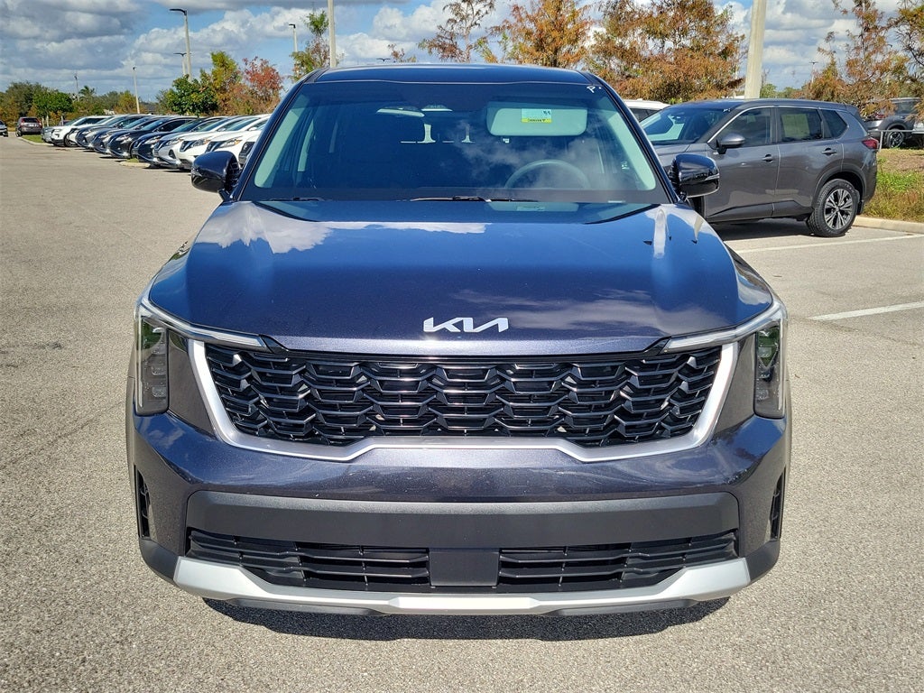 2025 Kia Sorento LX