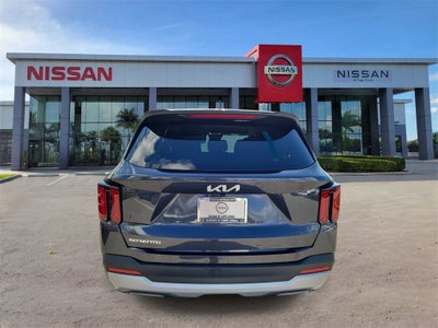 2025 Kia Sorento LX