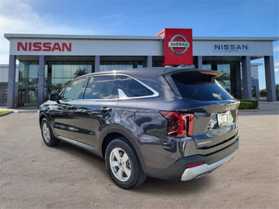 2025 Kia Sorento LX