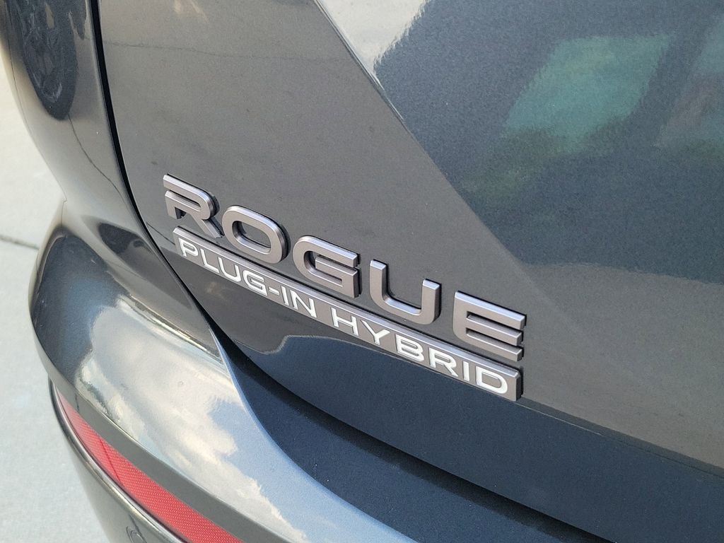 2026 Nissan Rogue Plug-In Hybrid Platinum