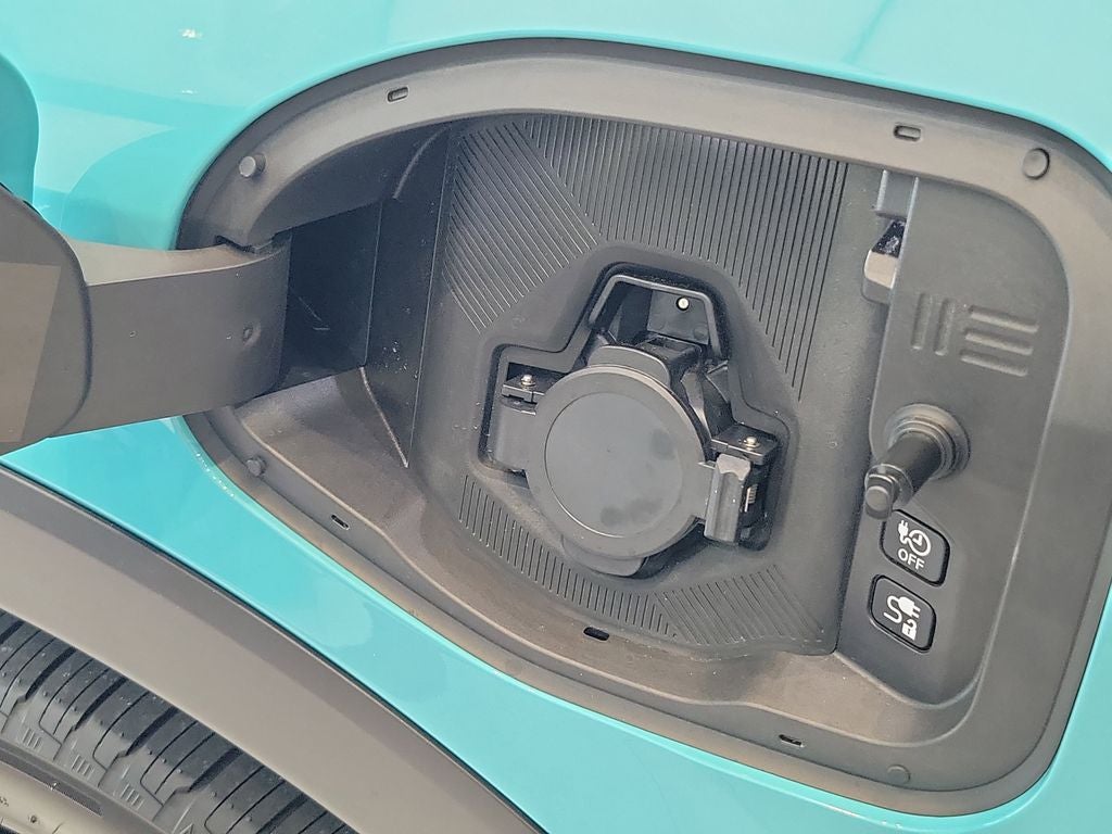 2026 Nissan Leaf PLATINUM+