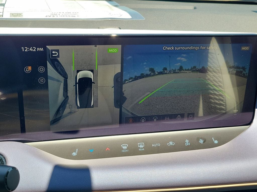 2026 Nissan Leaf PLATINUM+