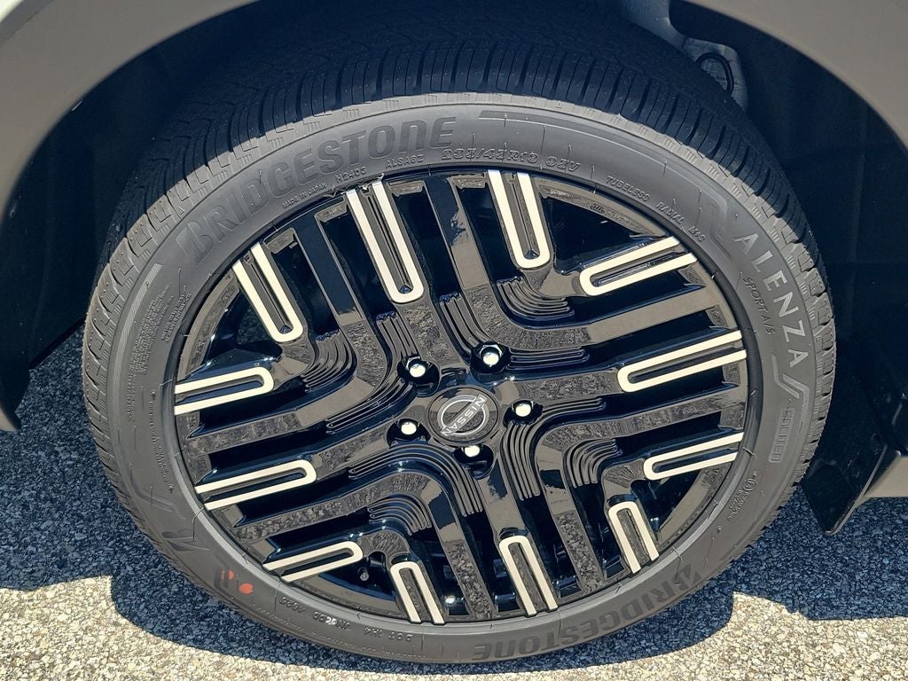 2026 Nissan Leaf PLATINUM+